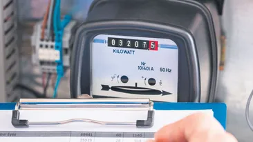 Veste bună pentru românii care au primit facturi uriașe la energie electrică! Acestea vor putea fi recalculate