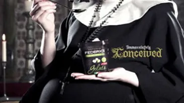 O calugarita insarcinata face reclama la inghetata