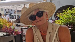 Impozitul enorm pe care trebuie să-l plătească Monica Tatoiu. O greșeală a costat-o 3.000 de lei în plus