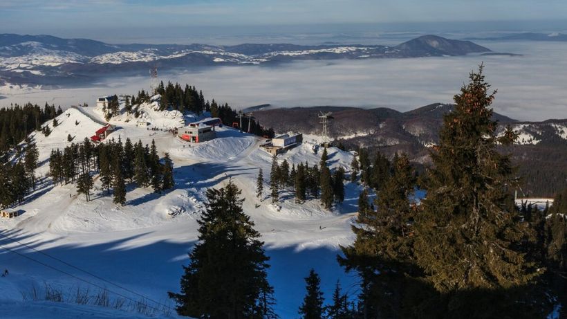 Cât costă 3 nopți de Revelion 2026 în Poiana Braşov. Cu toți banii ceruți îți zugrăvești apartamentul