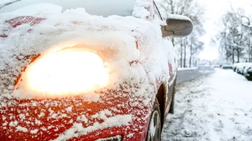 Tu știi când trebuie să treci la anvelopele de iarnă? Șoferii care nu se conformează riscă amenzi usturătoare
