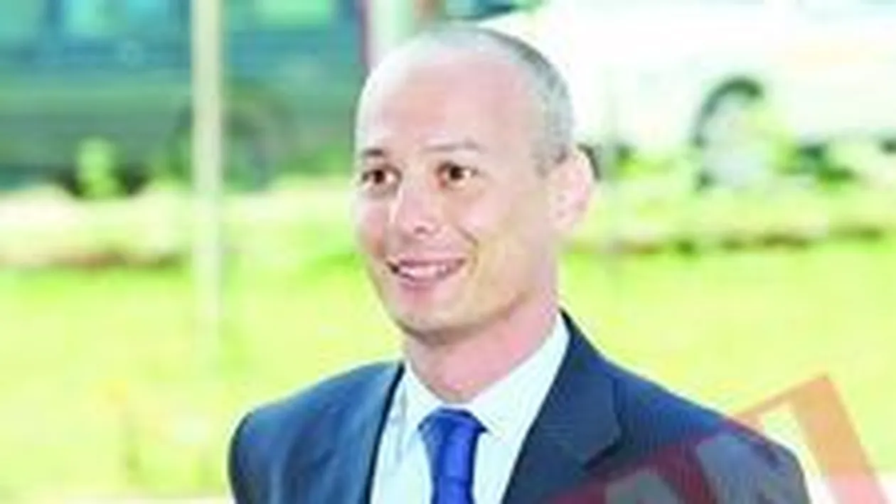 Bogdan Olteanu: Blaga vrea sa fie premier in locul lui Stolojan