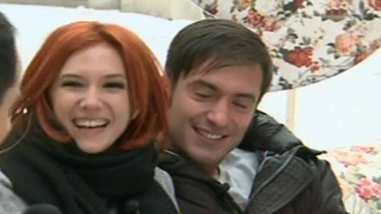 VIDEO Radu Valcan i-a facut un martisor muzical Adelei Popescu! Trupa Vunk i-a cantat actritei Balada pentru o minune