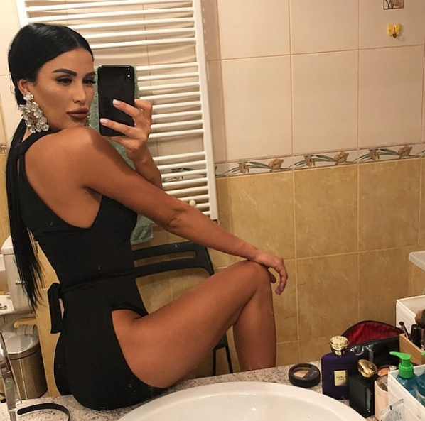 Câți bani cerea Daniela Crudu pentru o partidă de amor. Ce tarife practicau alte vedete de pe piață