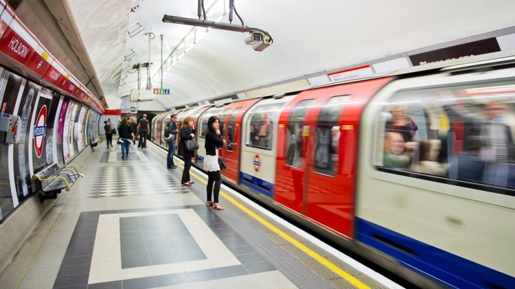 Incident şocant la metrou! O femeie a fost atacată