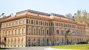 Decizie de ultimă oră! Una dintre cele mai bune universități din România reziliază contractele cu firmele austriece