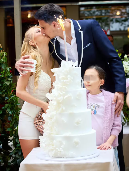 Meniul de lux pe care Andreea Bălan și Victor Cornea l-au avut la cununie! Preparate de 5 stele