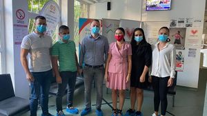 Poliţiştii vindecaţi de COVID-19 au donat plasmă! „Suntem alături de cei care au nevoie”
