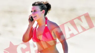 Rooney munceste, nevasta se balaceste