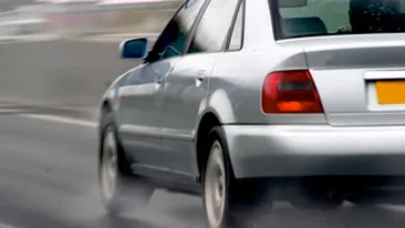 A fost nebunie in trafic de Revelion! La fiecare semafor trecea cate unul pe rosu, se depasea pe sinele de tramvai de pe contrasens