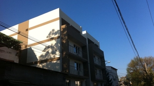 Cadavrul in putrefactie al unei batrane, gasit intr-un apartament din sectorul 5