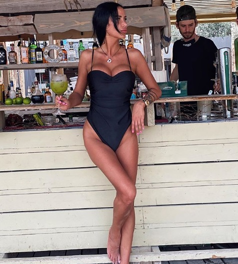 Daniela Crudu, vacanță romantică pe yacht, alături de Gabi Bădălău