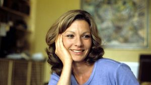 Doliu în lumea filmului! Pamela Salem, fostă vedetă James Bond, a murit