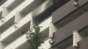 Incendiu la un hotel din stațiunea Căciulata. Mai multe persoane au fost evacuate