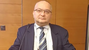 Rareș din Vaslui și-a părăsit nevasta și copiii, după ce s-a îndrăgostit de o tinerică din Negrești. Acum, după un an de relație, și-a dat amanta în judecată: Care e motivul pentru care îi cere 117.000 lei