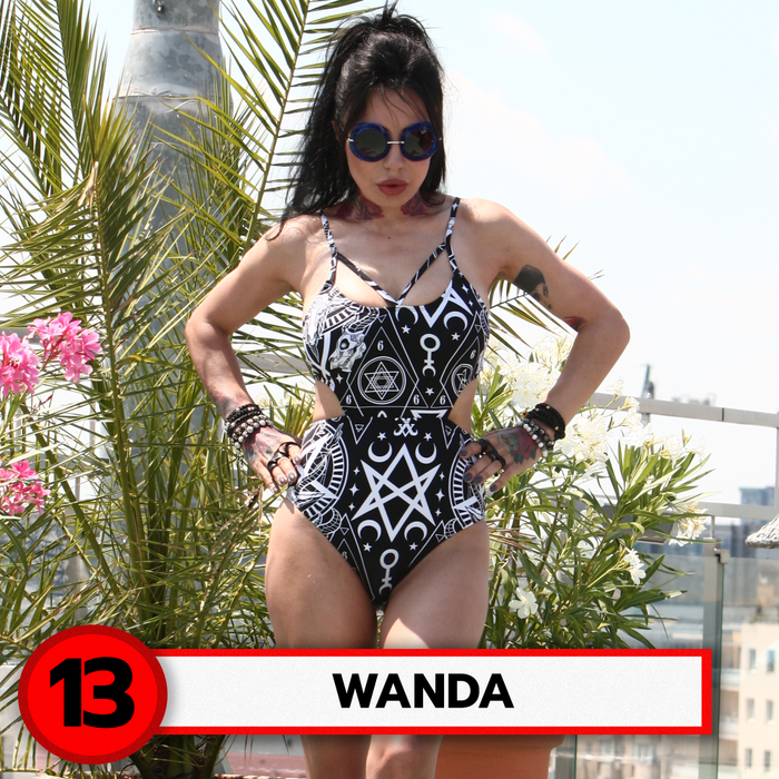 Top 30 cei mai discreți sâni din showbiz. Ce poziții ocupă Corina Caragea, Sandra Izbașa sau Iulia Albu?!