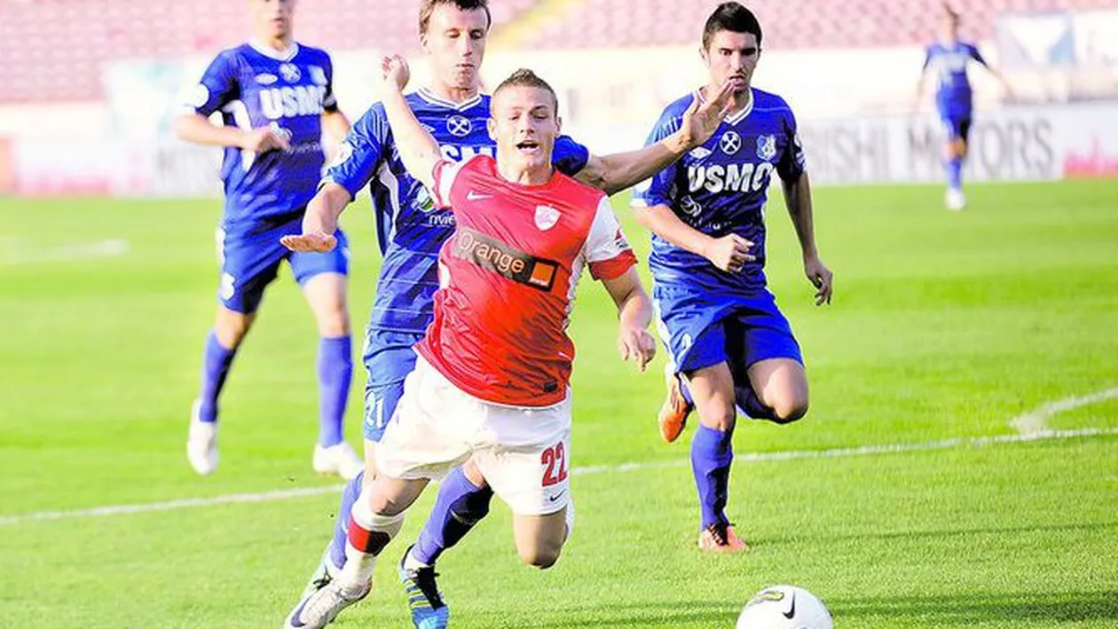 Cornel Dinu e mereu alaturi de Dinamo! A cerut sa vada meciul in rezerva de la terapie intensiva