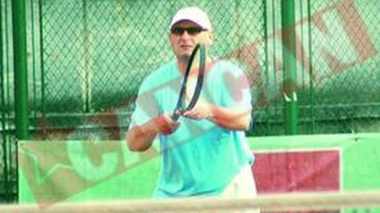 Fiul lui Tariceanu ia lectii de tenis in Herastrau