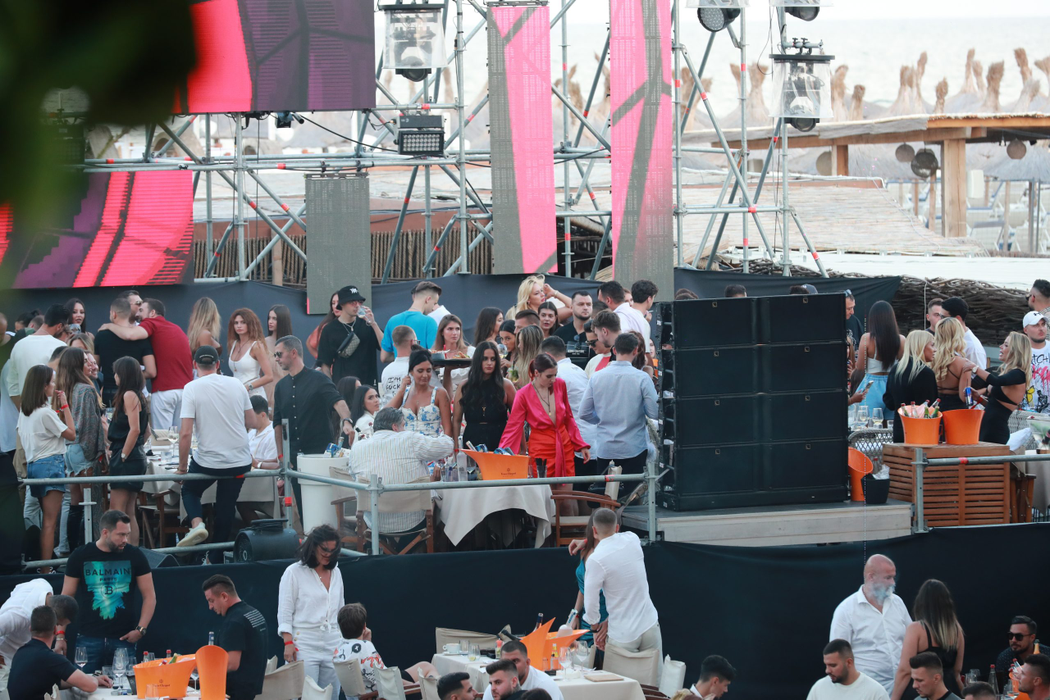 "Caz Stan” a făcut show la Nuba