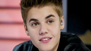 Mai multe AMBULANTE, chemate de URGENTA la casa lui Justin Bieber! Ce s-a intamplat