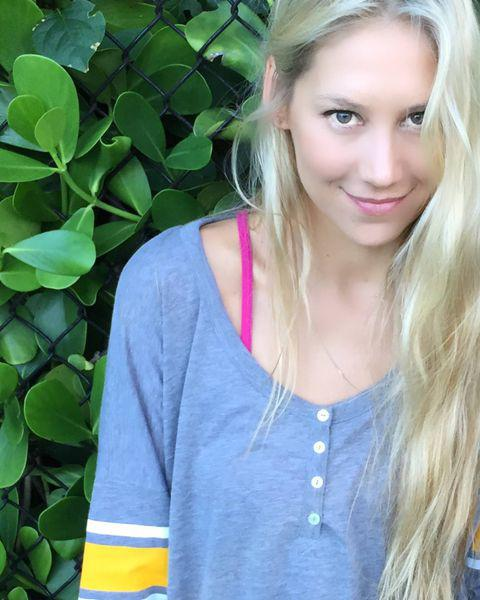 Ce face și cum arată la 40 de ani celebra Anna Kournikova. Sportiva a șocat publicul atunci când s-a rertras brusc din tenis