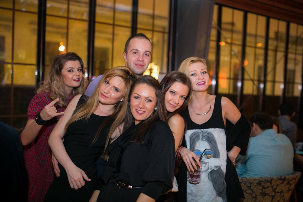 ”Amanta” lui Tuncay s-a schimbat după divorţul medicului turc. Are tabieturi de femeie măritată!