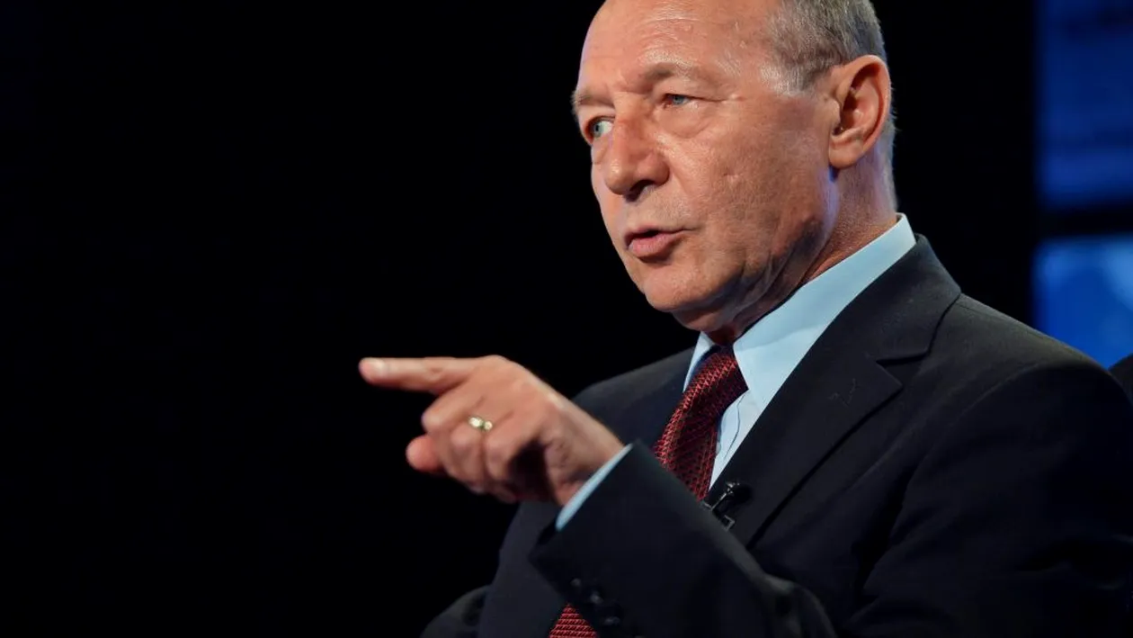 Traian Băsescu, pe podium în topul încrederii, PMP a crescut spectaculos! Sondaj BCS