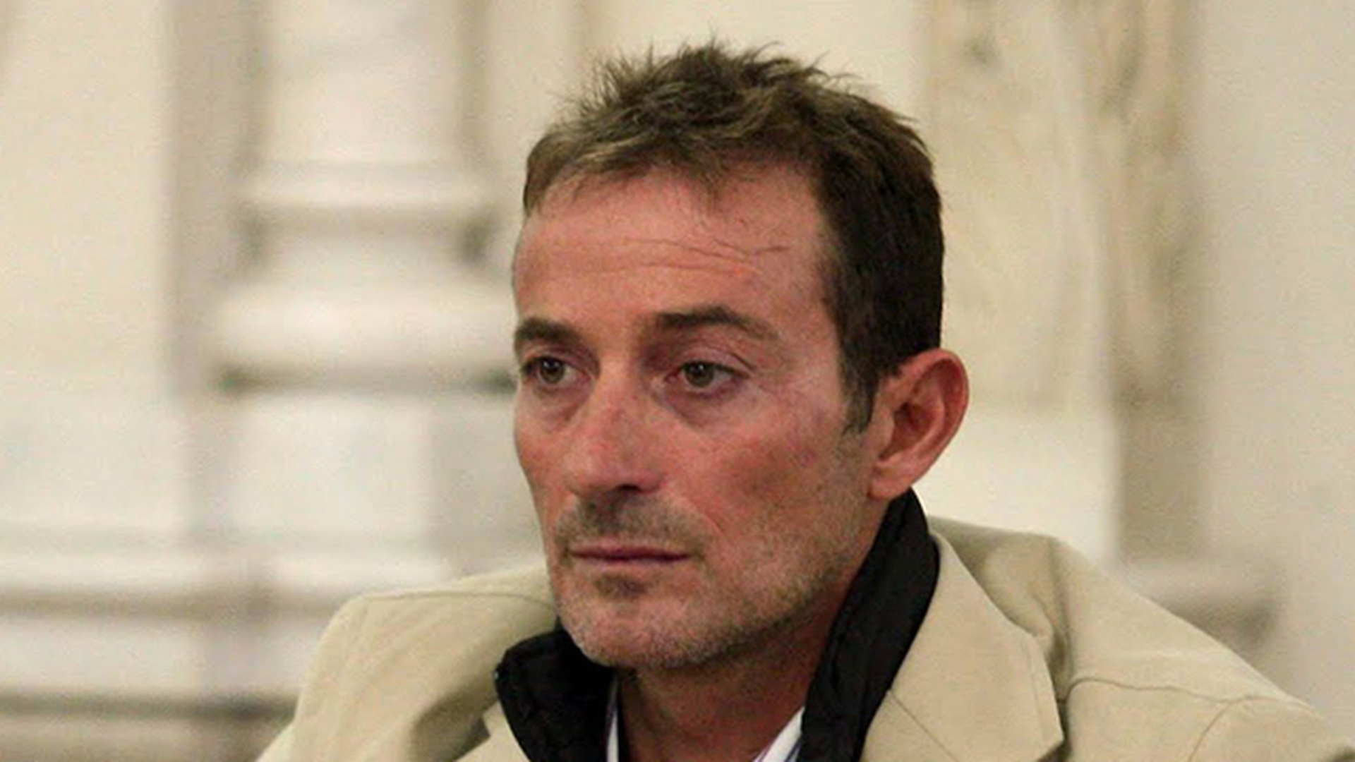 L-a pus la munca pe Vanghelie! Radu Mazare il “antreneaza” dupa gratii pe primarul suspendat al Sectorului 5