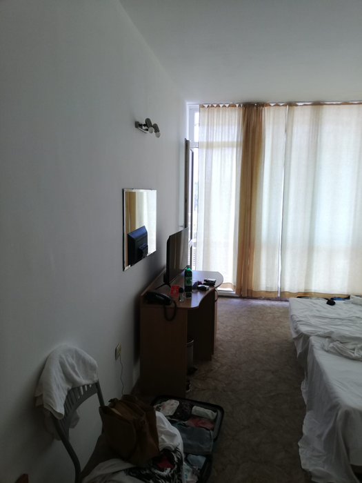 O tânără din Cluj a mers în vacanţă în Bulgaria şi a trăit şocul vieţii. Ce a găsit în camera de hotel