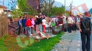 Omorate in fata casei