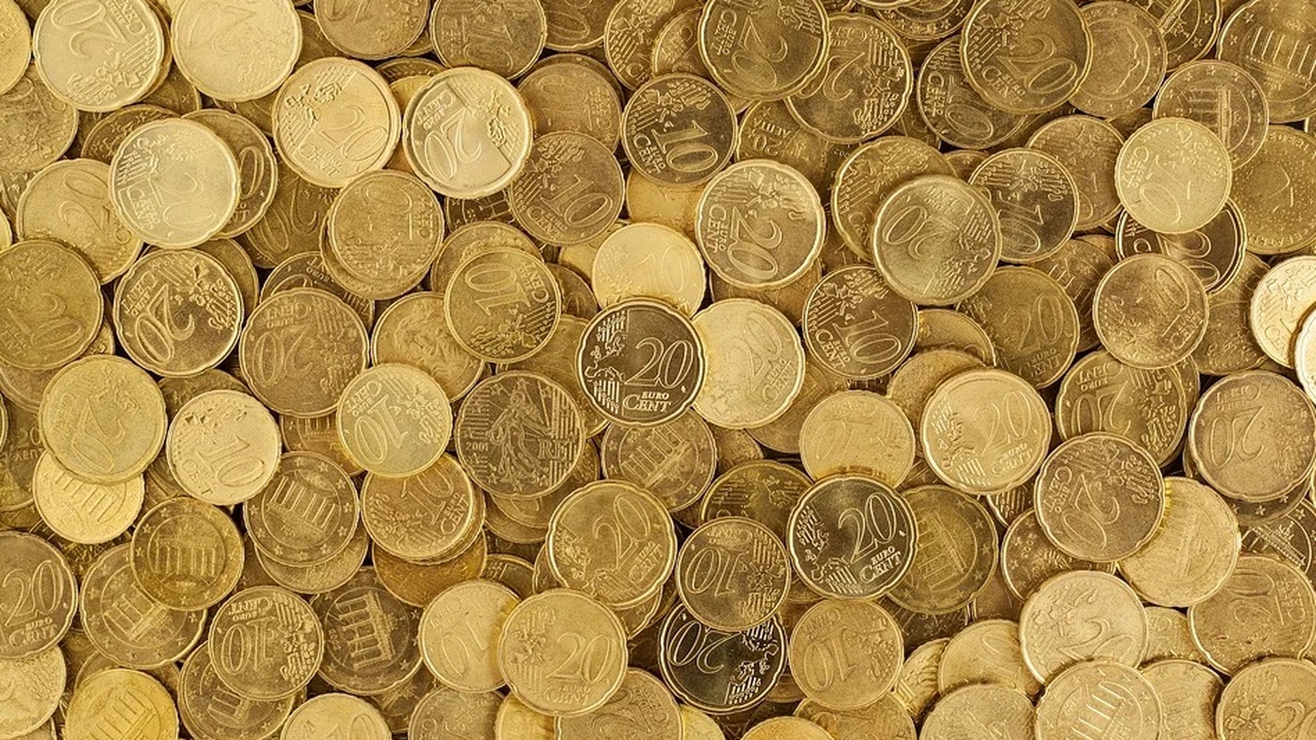 Curs valutar BNR, 27 ianuarie 2020. Și euro, și dolarul au crescut după ce vineri nu a fost zi bancară
