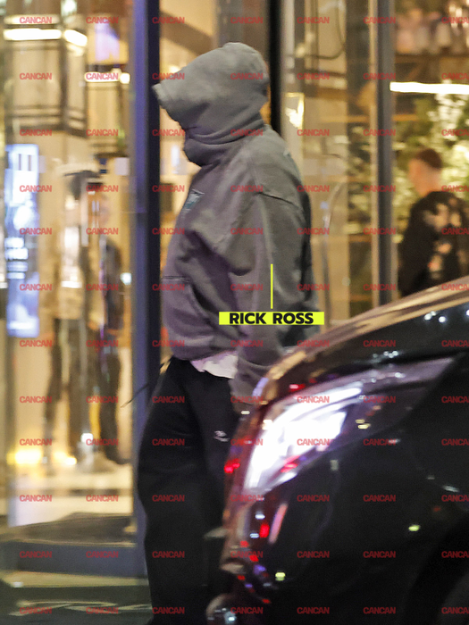 Rick Ross, cu gluga pe cap