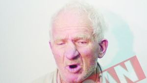 Un batran de 82 de ani, la inchisoare din cauza unei amenzi