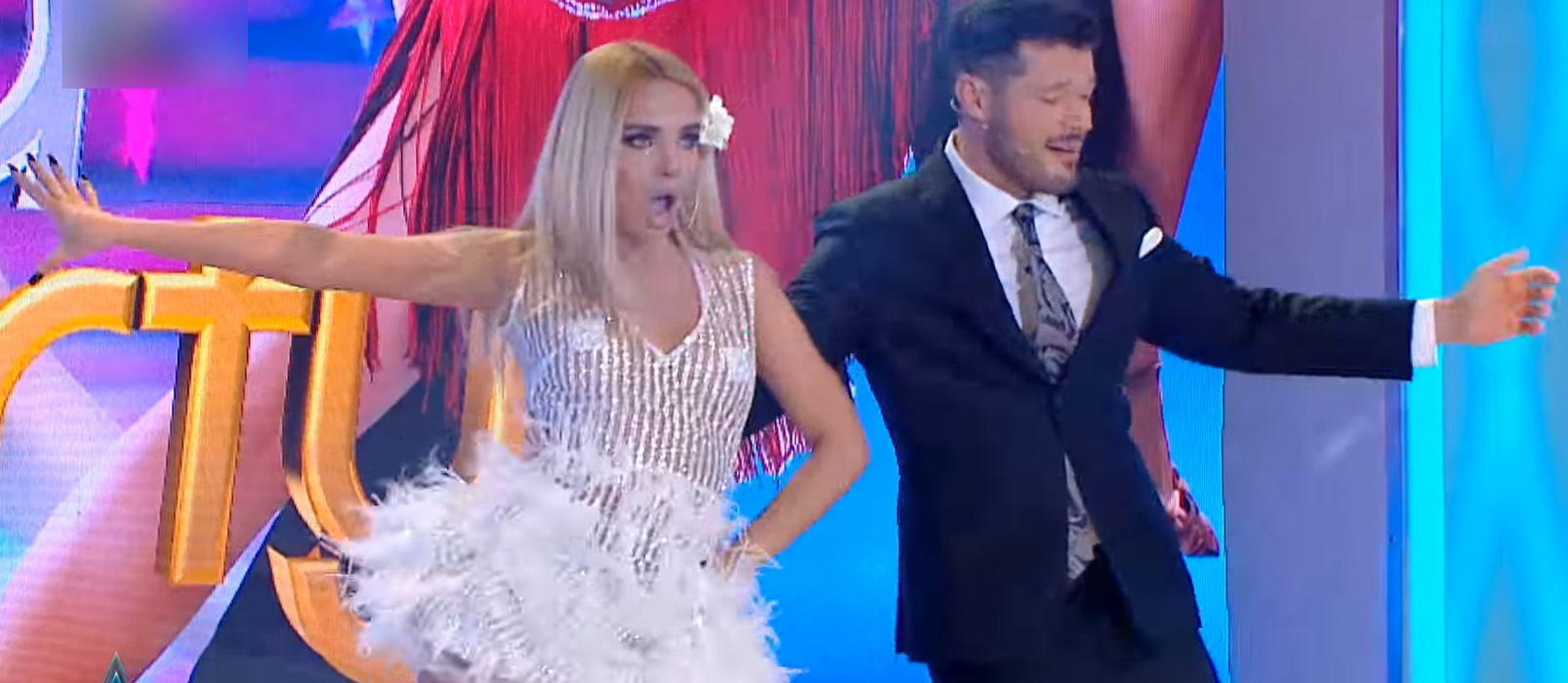 Prima reacţie a lui Cătălin Botezatu, când Victor Slav a vrut să “fugă“ cu Otilia de la “Bravo, ai stil!”! Designerul nu s-a putut abţine: “Bianca…”