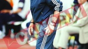 Grigoras se ascunde in toaleta ca sa vada meciul Otelului