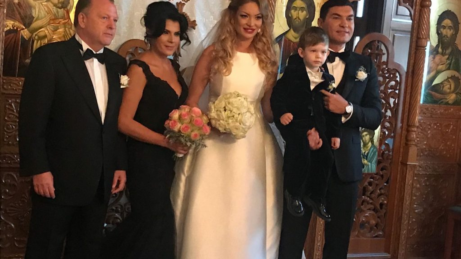EXCLUSIVITATE | Nuntă de cinci stele pentru Cristi Borcea și Valentina Pelinel!