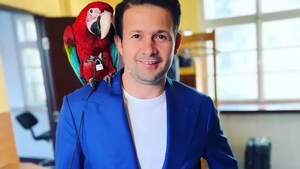 Scandal uriaș pentru Robert Tudor! Magicianul a fost amenințat după o filmare cu un vânzător ambulant de parfumuri