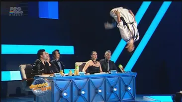 Bebeluşa şi partenerul ei, Aly, s-au mişcat bini di tăt! Cel mai nebun hip-hop stilizat de la Dansez pentru tine!