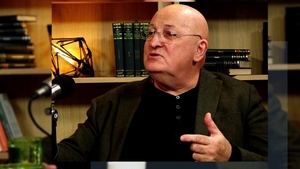Maestrul Bebe Cotimanis, povești inedite într-un podcast de excepție: “Probam toate rochiile Irinei Loghin!”