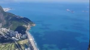 Nici nu poți să privești! Ce a putut să facă o tânără pentru un selfie întrece orice imaginație: peste 300 de oameni au murit… VIDEO