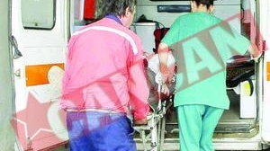 Batut mar de prietenii fiicei sale de 16 ani