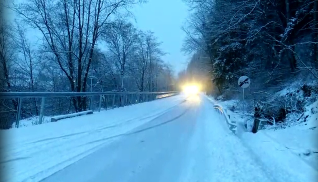 A nins ca în poveşti în România, noaptea trecută! Zonele unde zăpada a făcut ravagii. FOTO