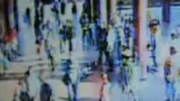 VIDEO SOCANT! Maricica Hahaianu a agonizat timp de 17 minute. Nimeni nu a vrut sa o ajute!