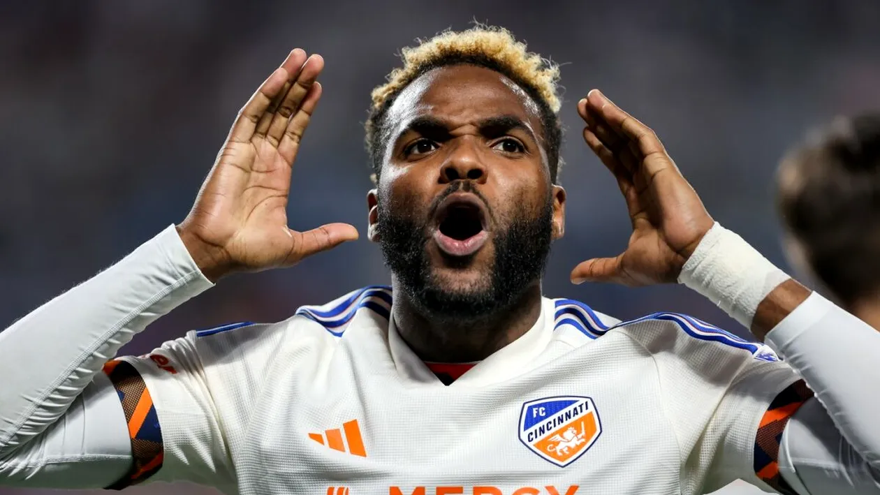 Ultimele secunde ale fotbalistului Boupendza au fost filmate! Poliția a încheiat ancheta, dar ce se vede pe camerele de supraveghere este ciudat și fără răspuns!