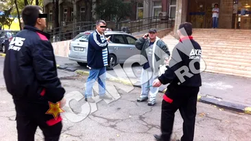 Primele poze cu tatal Mariei, fetita aruncata din taxi pe podul Grant! Cu ochii in lacrimi: „Am venit sa imi iau copilul si iau o epava!