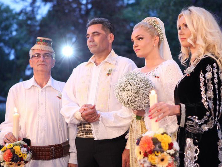 Presupusul amant al Mariei Constantin s-a dat la fosta „soacră”: „A vrut să mă pupe, dar face alte treburi cu gura!”