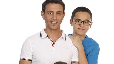 În familia lui Sorin Bontea, Moş Nicolae vine numai cu bunătăţi culinare: Mos Crăciun vine încărcat de daruri mai consistente