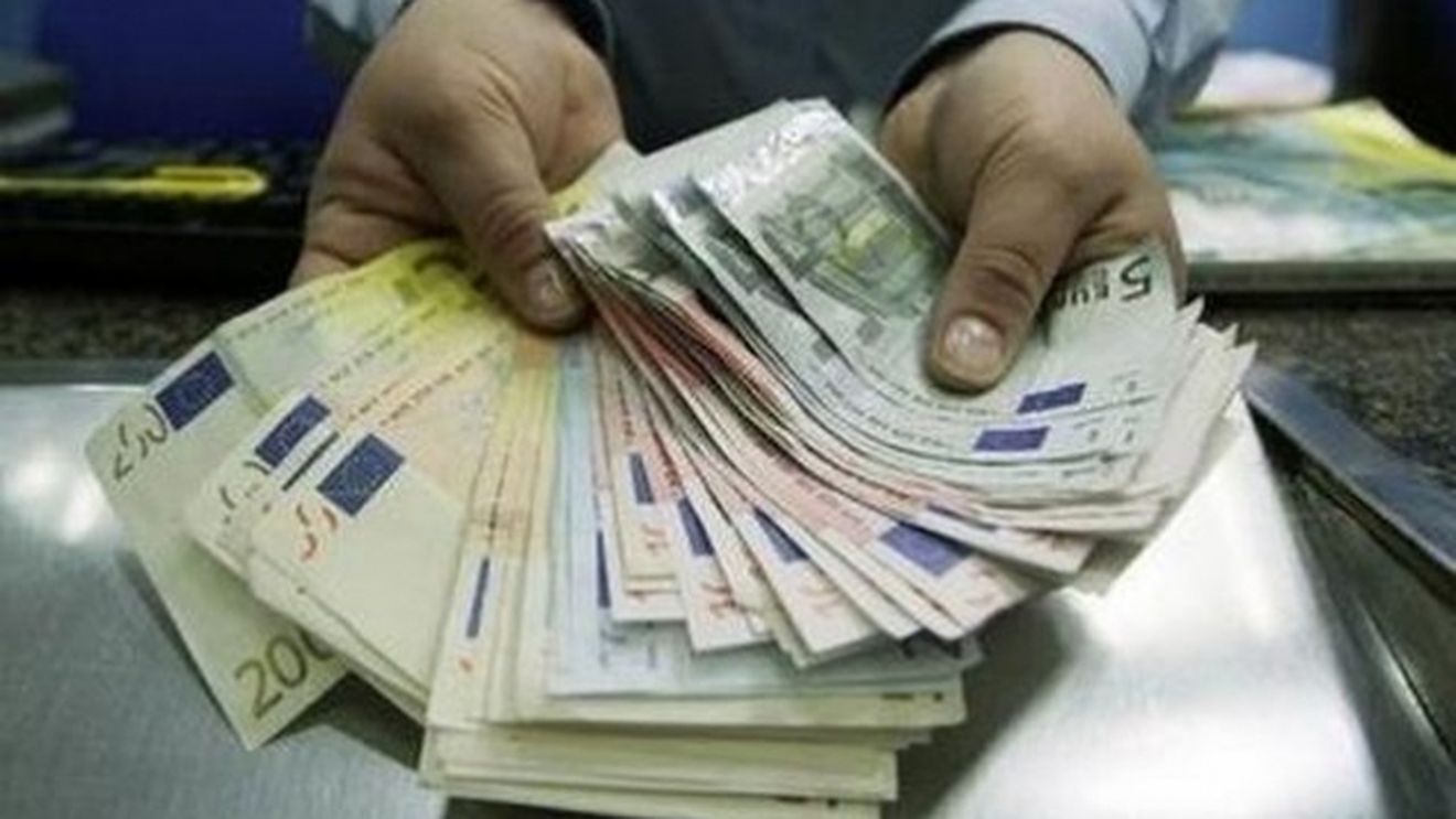 S-a plictisit la job și a dat firma în judecată! Verdictul, uluitor: despăgubiri de 40.000 de euro