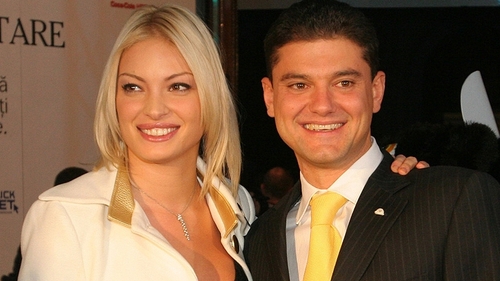 La un pas de bataie! Boureanu, injurat de Turcu Jr.: "Nu stii sa tii femeia langa tine! Au luat-o toti pe Valentina!"
