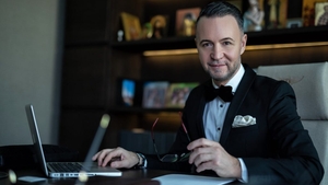 Un celebru afacerist din București, la un pas de o tragedie aviatică! “Era să mă prăbușesc cu avionul!”